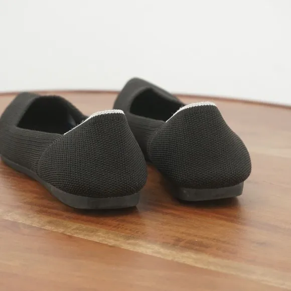 Rothys Womens The Point Black Ballet Flats Size 6 Slip On Washable