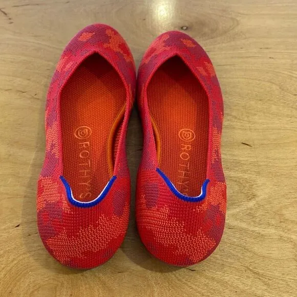 ROTHY’S Red Camo Round Toe Loafers Slip-On Flats Shoes Women’s 8