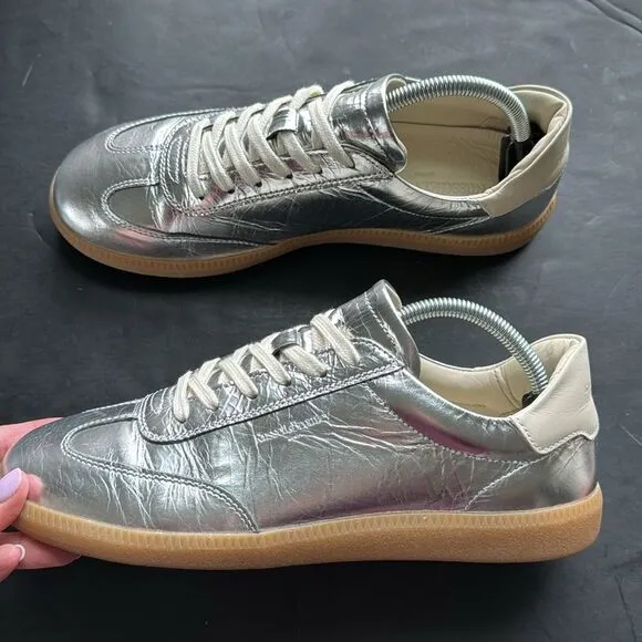 Russell &amp; Bromley Men’s Sz 41 / 7.5 Nordic Thin Sole Trainer Silver Sneakers