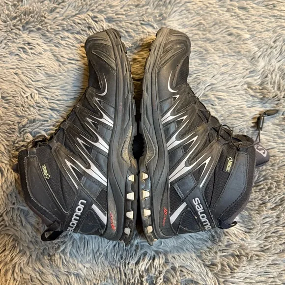 Salomon XA Pro 3D GORE-TEX boots men’s size 9.5