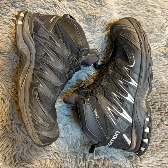 Salomon XA Pro 3D GORE-TEX boots men’s size 9.5