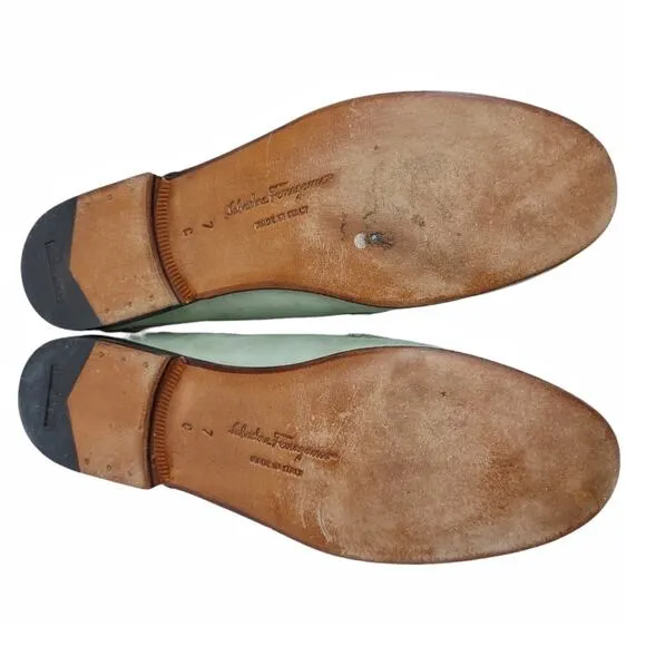 SALVATORE FERAGAMMO Loafers Light Sage Green Suede Red Hardwear Size 7 Preppy