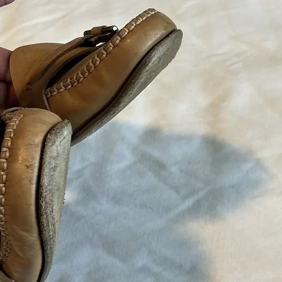Salvatore Ferragamo 30367 Womens‎ Size 9 B Beige Loafers