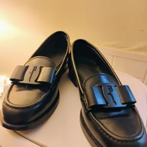 Salvatore Ferragamo Black Leather Loafers for Women