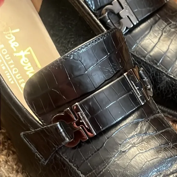 Salvatore Ferragamo Boutique Black Embossed Croc Loafer w/Gunmetal Horsebit