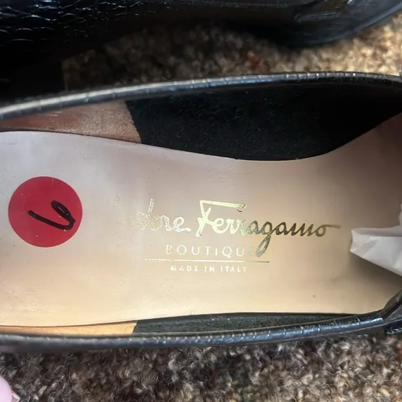 Salvatore Ferragamo Boutique Black Embossed Croc Loafer w/Gunmetal Horsebit
