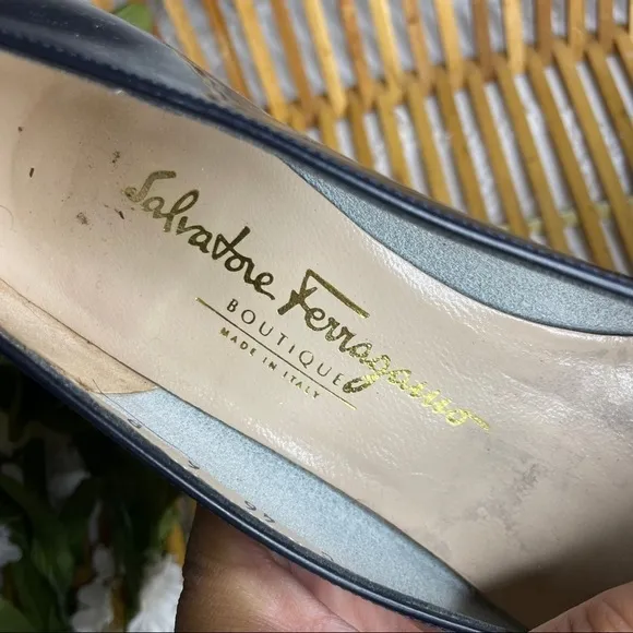 Salvatore Ferragamo Navy Blue Heeled Leather Loafers sz 6