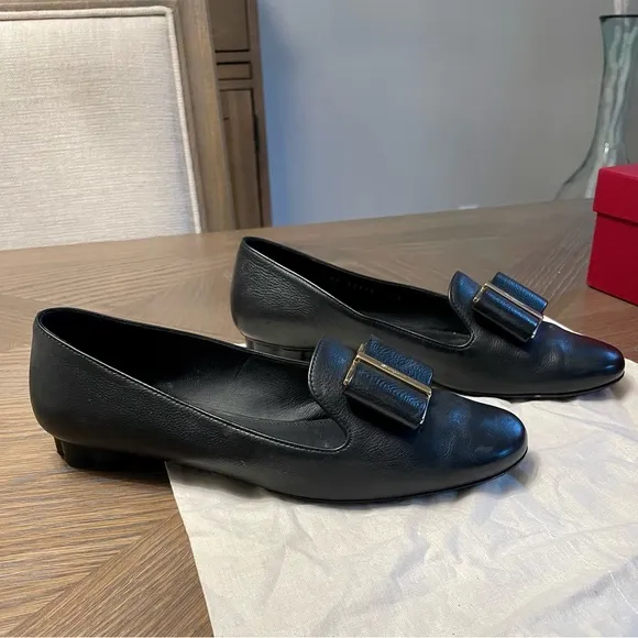Salvatore Ferragamo Sarno Black Leather Loafers Shoes Flats