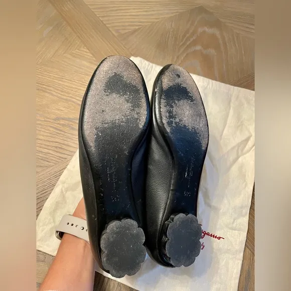 Salvatore Ferragamo Sarno Black Leather Loafers Shoes Flats