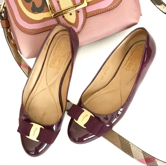 SALVATORE FERRAGAMO Varina Bow Ballet Flats Size 7 Patten Leather Burgundy