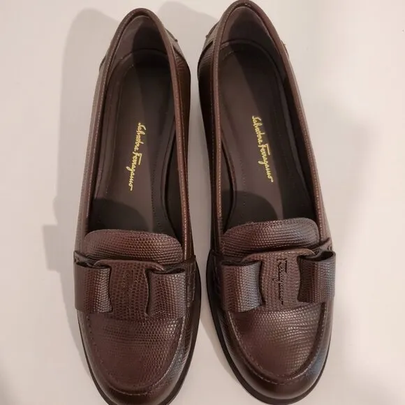 Salvatore Ferragamo Viva bow leather loafers, brown