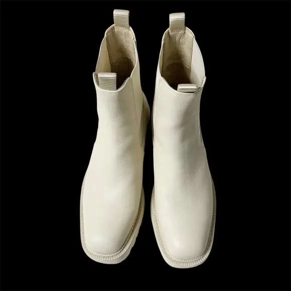 Sam Edelman Laguna Chelsea Boot Sz 9.5 Cream White Leather Pull On Boots EUC
