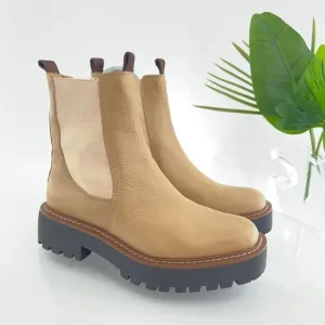 Sam Edelman Boots Laguna Chelsea Womens 6.5 Tan Leather Pull On Lug Sole Chunky