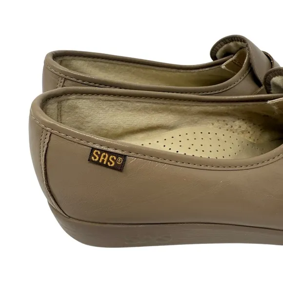 SAS Comfort Shoes Womens Size 9N Classic Beige Leather Penny Loafers Slip On New