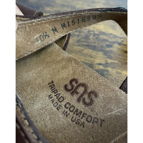 Sas Huggy Cross Strap Sandals Womens Sz 10.5M Brown Leather Adjustable