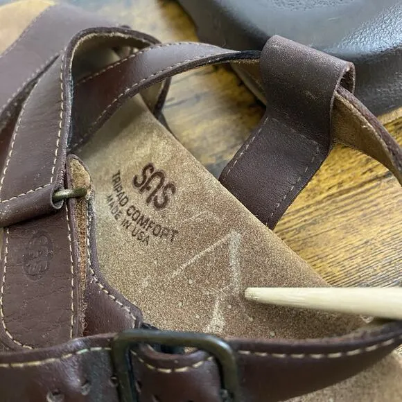 Sas Huggy Cross Strap Sandals Womens Sz 10.5M Brown Leather Adjustable