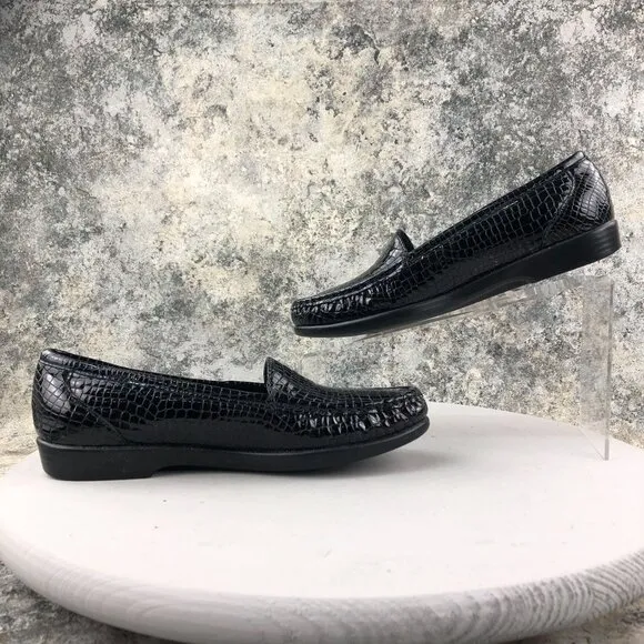 SAS NWOT Women's Size 8.5N Simplify Black Leather Croc Slip On Comfort Loafers