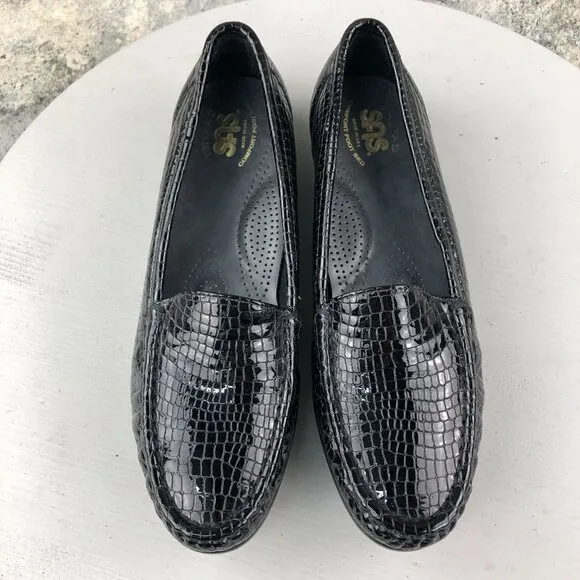 SAS NWOT Women's Size 8.5N Simplify Black Leather Croc Slip On Comfort Loafers