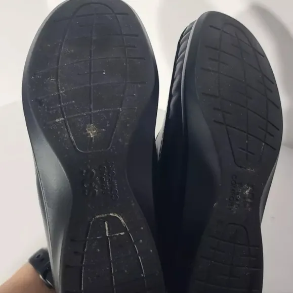 SAS Womens Black Leather Tripad Comfort Roamer Slip On Loafers US 11M