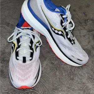 Saucony Men’s Triumph 19 White and Blue Sneakers with Cushioned Sole