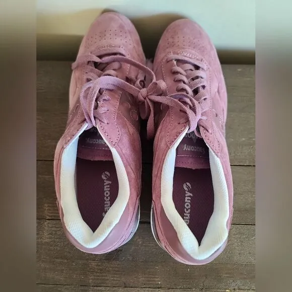 Saucony Purple Sneakers for Comfort and Style