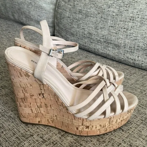 Schutz Platform Nude Cork Wedge Sandals Size 38.5 B