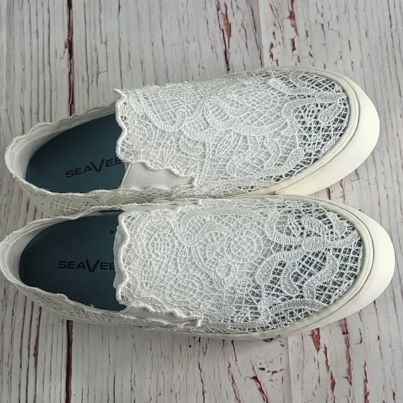SeaVees White Lace Slip-On Sneakers with Platform Sole NWOT Size 8