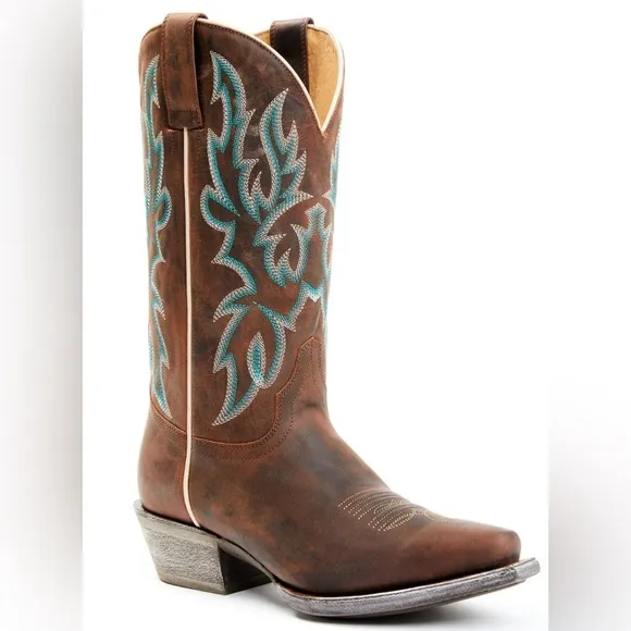 Shyanne Women's Darcy Western Boots - Snip Toe Size 9 EUC/ Like New