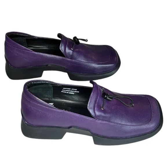 SIGNATURE 'Cool' loafers leather square toe purple/black toggle pull  Sz 7.5