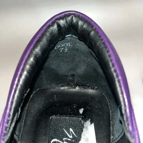 SIGNATURE 'Cool' loafers leather square toe purple/black toggle pull  Sz 7.5