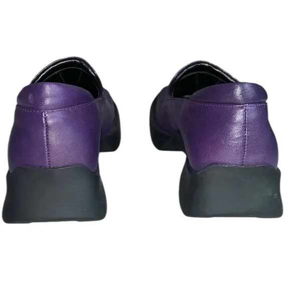 SIGNATURE 'Cool' loafers leather square toe purple/black toggle pull  Sz 7.5