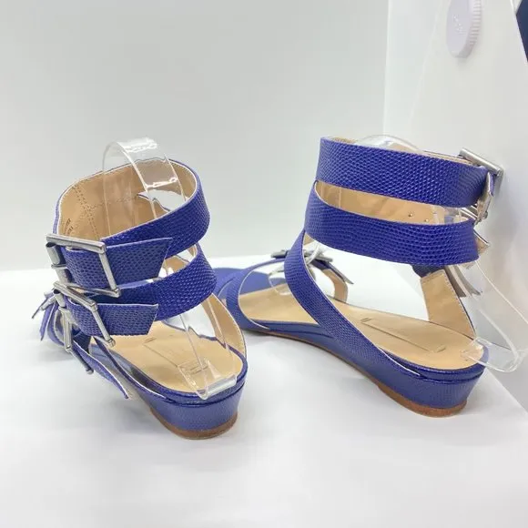 size 8.5 BCBGMaxazria royal blue reptile ankle strap lizard strappy‎ buckles