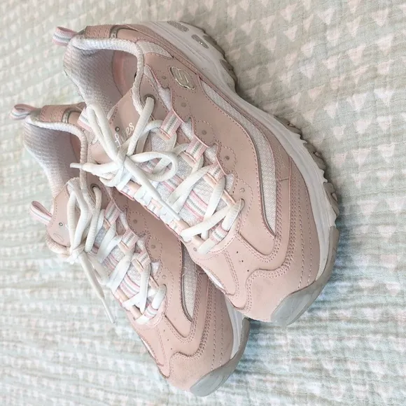 Skechers D'Lites Pink and White Chunky Sneakers Women's size 9.5