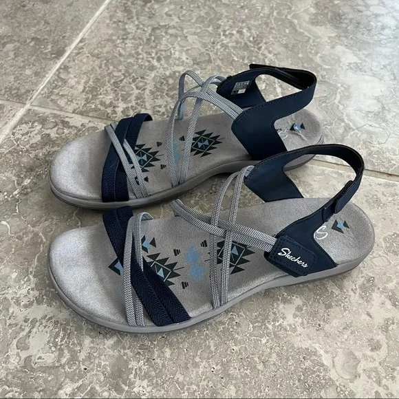 Skechers Outdoor Vegan Sandals Navy Grey Women’s Size 11 NWT