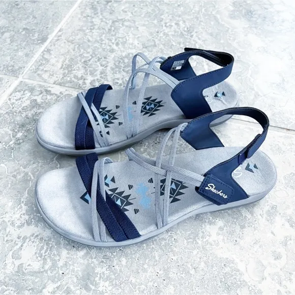 Skechers Outdoor Vegan Sandals Navy Grey Women’s Size 11 NWT