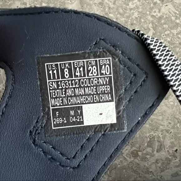 Skechers Outdoor Vegan Sandals Navy Grey Women’s Size 11 NWT