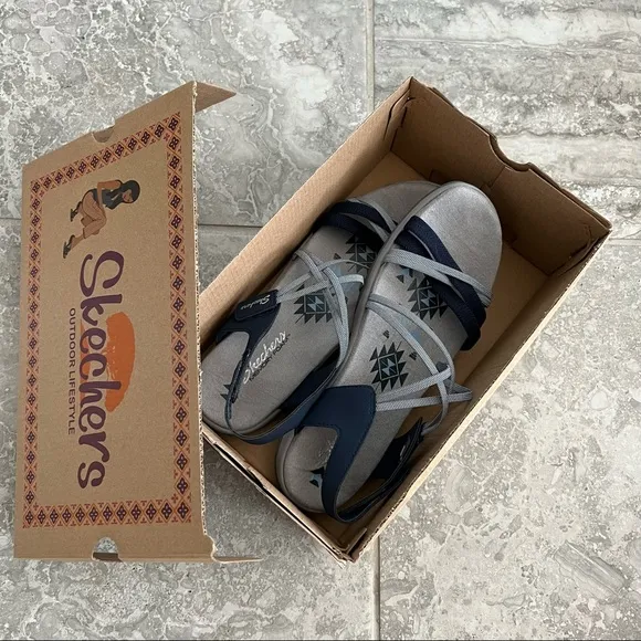Skechers Outdoor Vegan Sandals Navy Grey Women’s Size 11 NWT