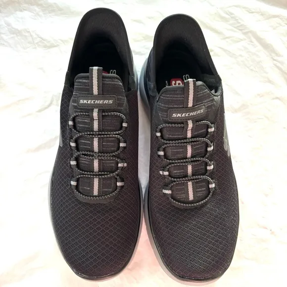 Sketchers Slip-ins Summit high range black sneakers SZ 8.5 NWOT
