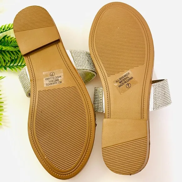 SODA Sparkle Shine Sequin Double Strap Slip On Sandals Sz 7 NWT