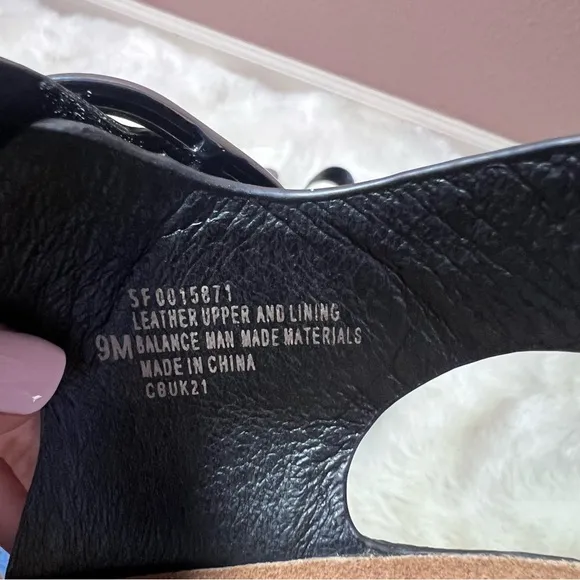 Sofft Black Sandals with Textured Straps Size 9