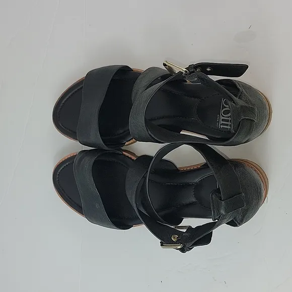 Sofft Novia Black Leather Ankle Strap Women's Sandals