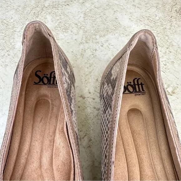 Sofft Slip-On Textured Suede Flats Maretto Taupe/Gold Snake Print Women’s Size 8