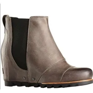 Sorel Boots Lea Wedge Boots Chelsea •6• NL2704-089 Taupe Gray Leather Pull On