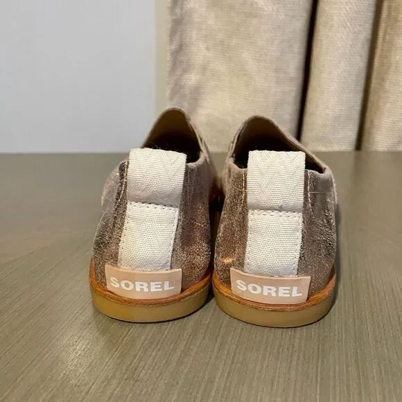 Sorel ELLA slip On Flats in Rose Gold. Near new! Size 9.5.