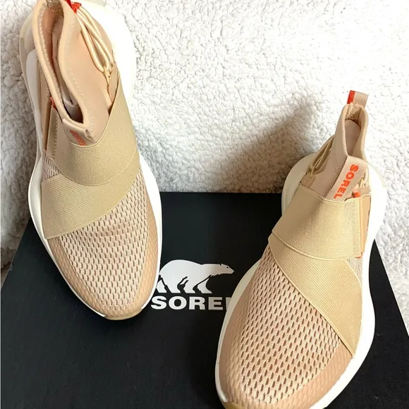SOREL Explorer Defy High Top Sneakers