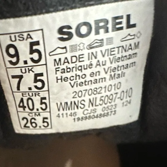 Sorel Kinetic Impact II Wonder Lace Embossed Detail Sneakers Women’s Size 9.5