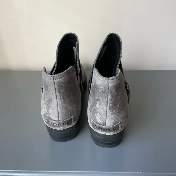Sorel Lolla II Strap Stud Ankle Boots​