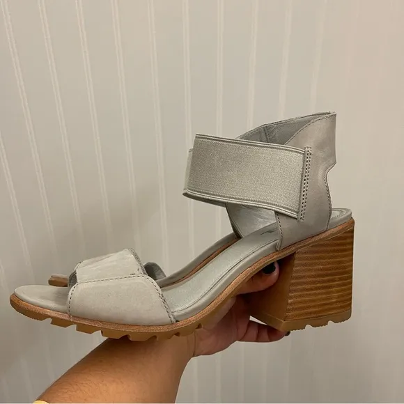 Sorel Nadia Block Heeled Sandals in Dove Sz 12