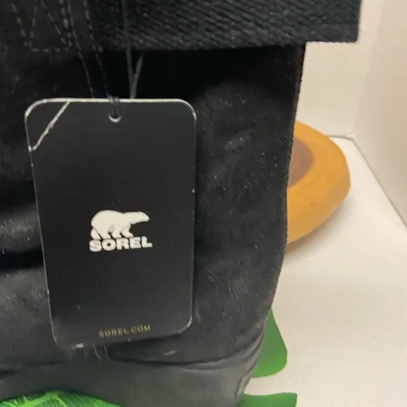 SOREl Pull On Wedge Leather Boots