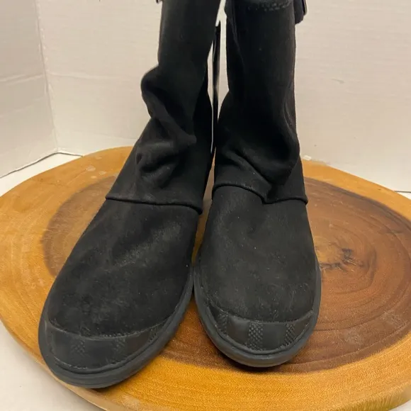 SOREl Pull On Wedge Leather Boots